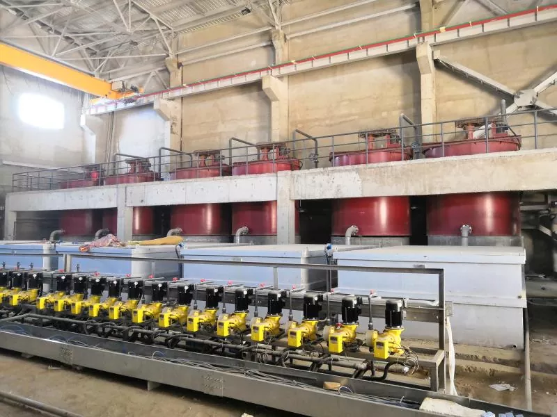 Điều gì tạo nên sự cần thiết của bể khuấy trộn trong khai thác và chế biến hiện đại?