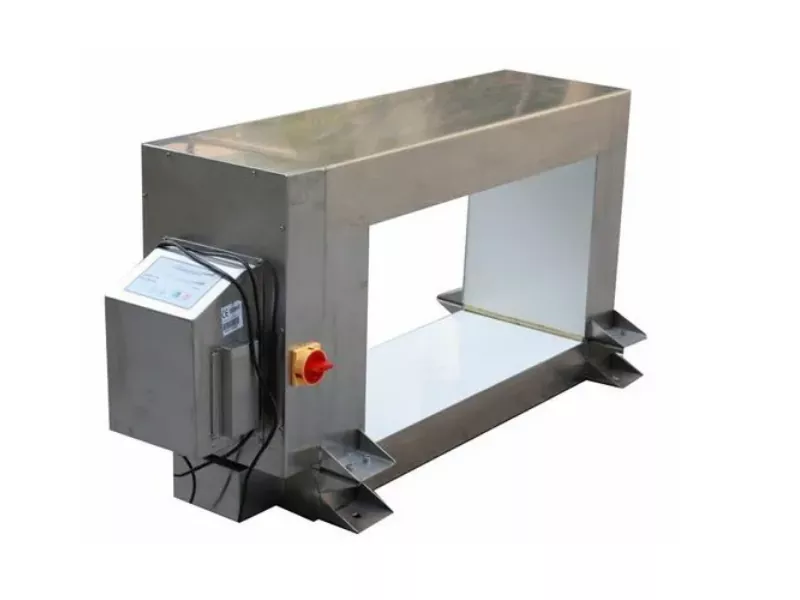 Tại sao dây chuyền khai thác hiện đại cần máy dò kim loại chống nhiễu để chế biến quặng?